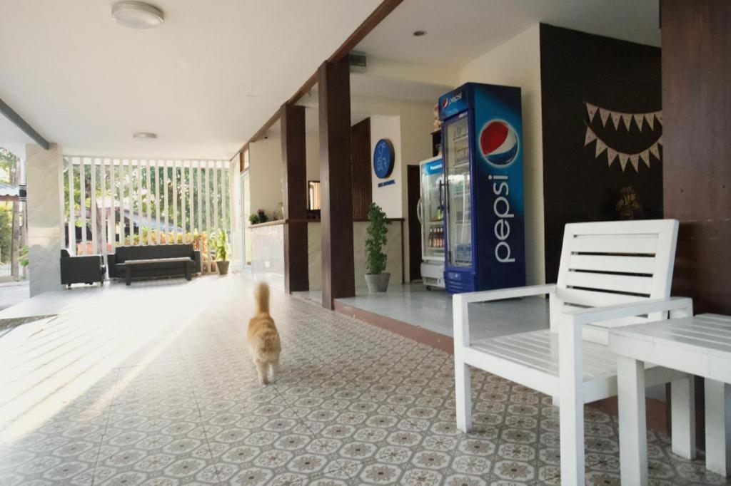 Deejai Hotel Si Racha Zewnętrze zdjęcie